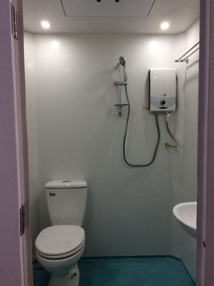 Nội thất nhà vệ sinh di động liền phòng tắm